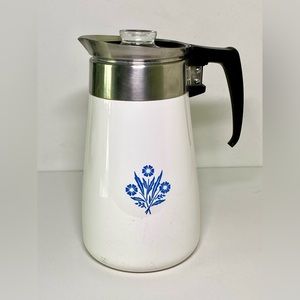 Vintage CorningWare 9-Cup Coffee Percolator. Sold as Decorative piece only.